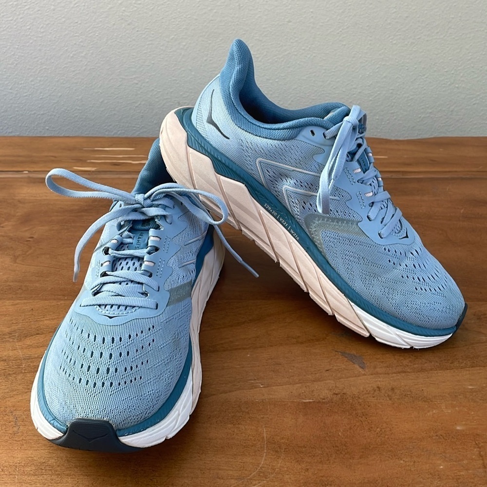Hoka One One Arahi 5 Running Shoes Sneakers Size 8 B